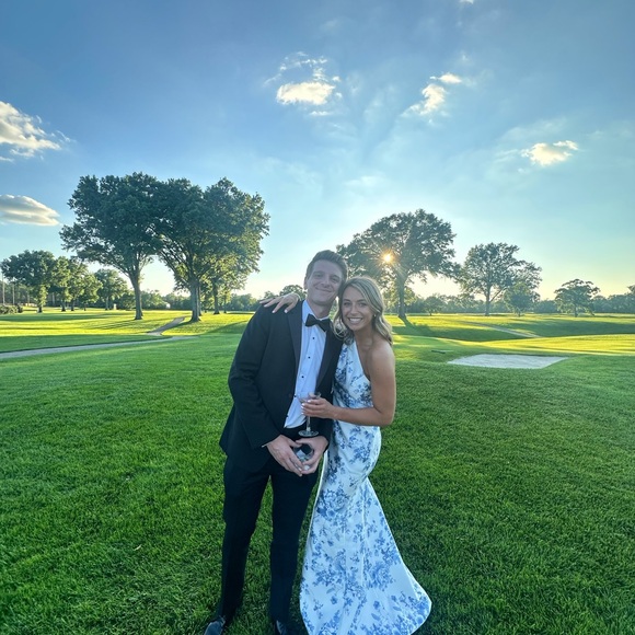 Blue and white floral Alfred sung floor length gown - Picture 4 of 4